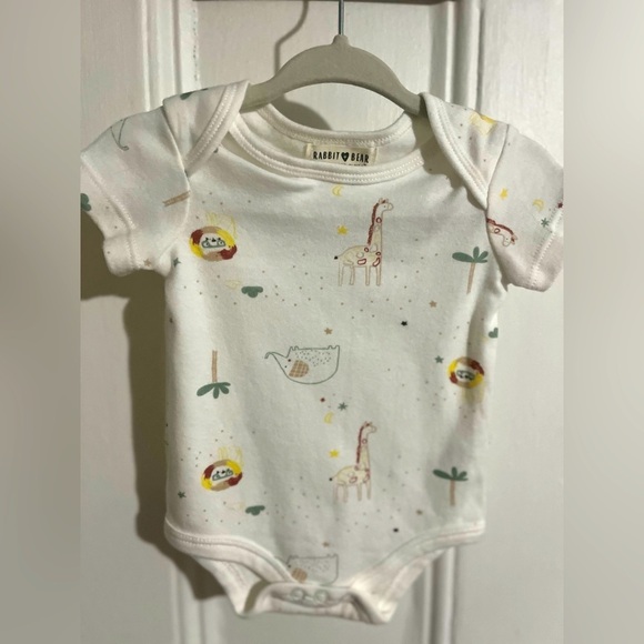 COPY - NWOT RABBIT BEAR OUTFIT SET 0-3M - Picture 5 of 5